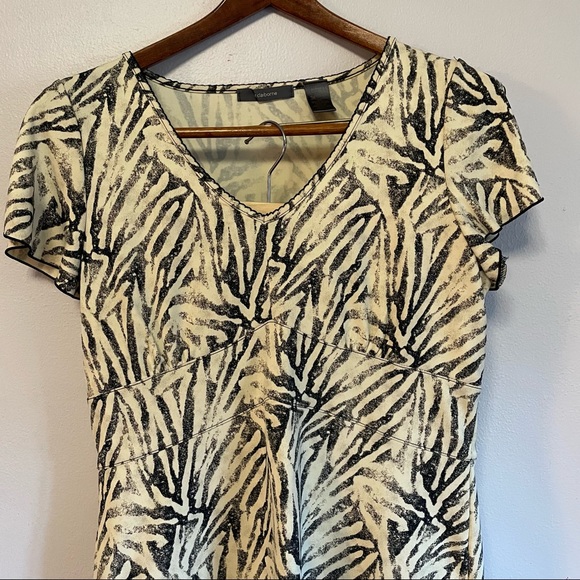 Liz Claiborne Black and Off White Patterned Short Sleeve Top and Skirt Set - Picture 3 of 5